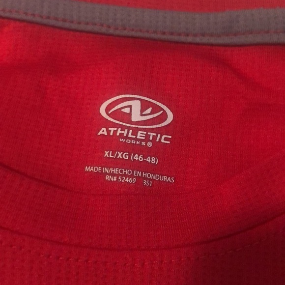 Red XL DriWorks tee shirt - Picture 2 of 3